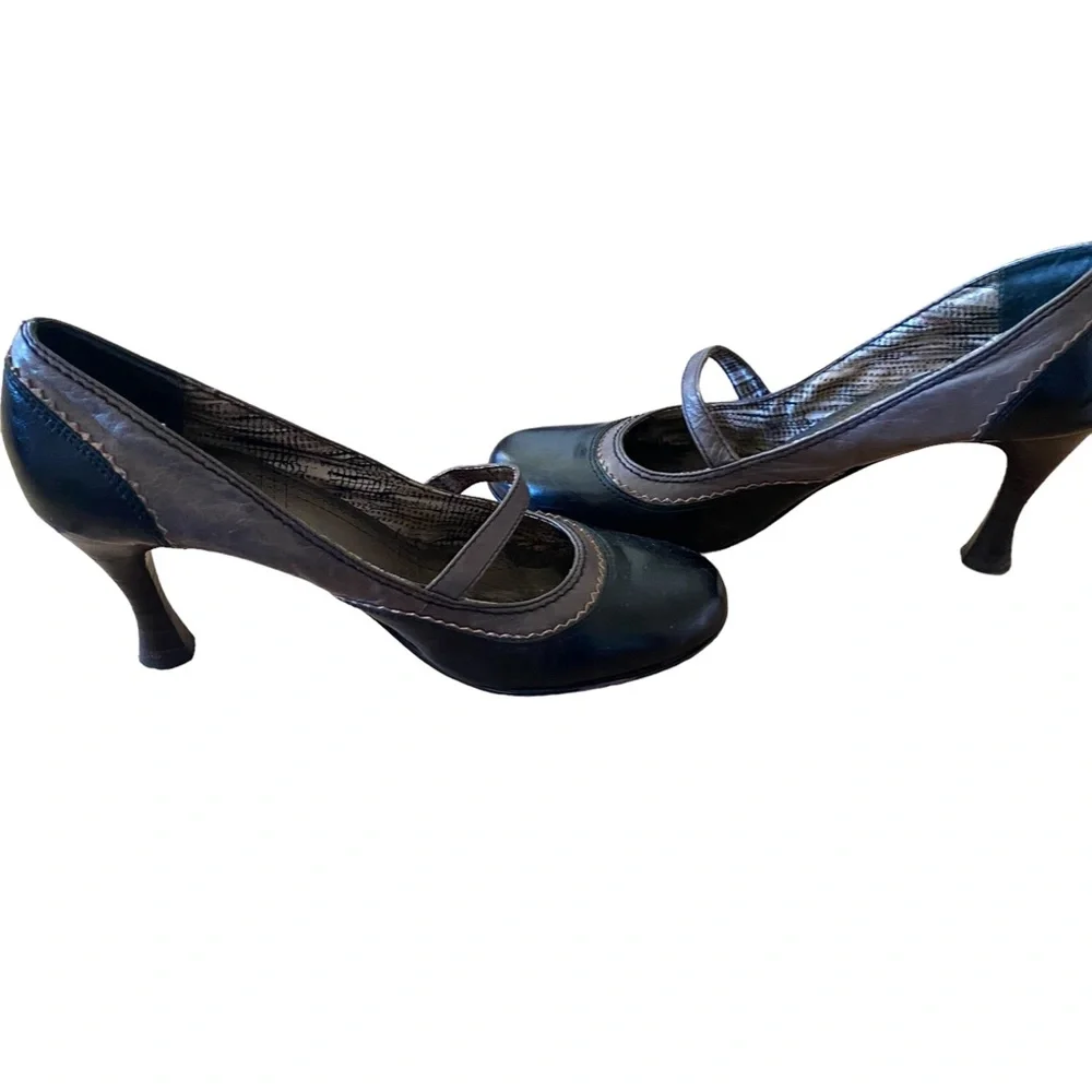 Bobbi Blu Donna Mary Jane Black & Pewter Leather Size 10 EUC - Picture 7 of 9